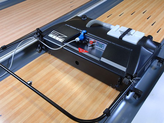 Bowling-QubicaAMF-Center-Equipment-LANE-MACHINES-EZ-TOUCH.jpg